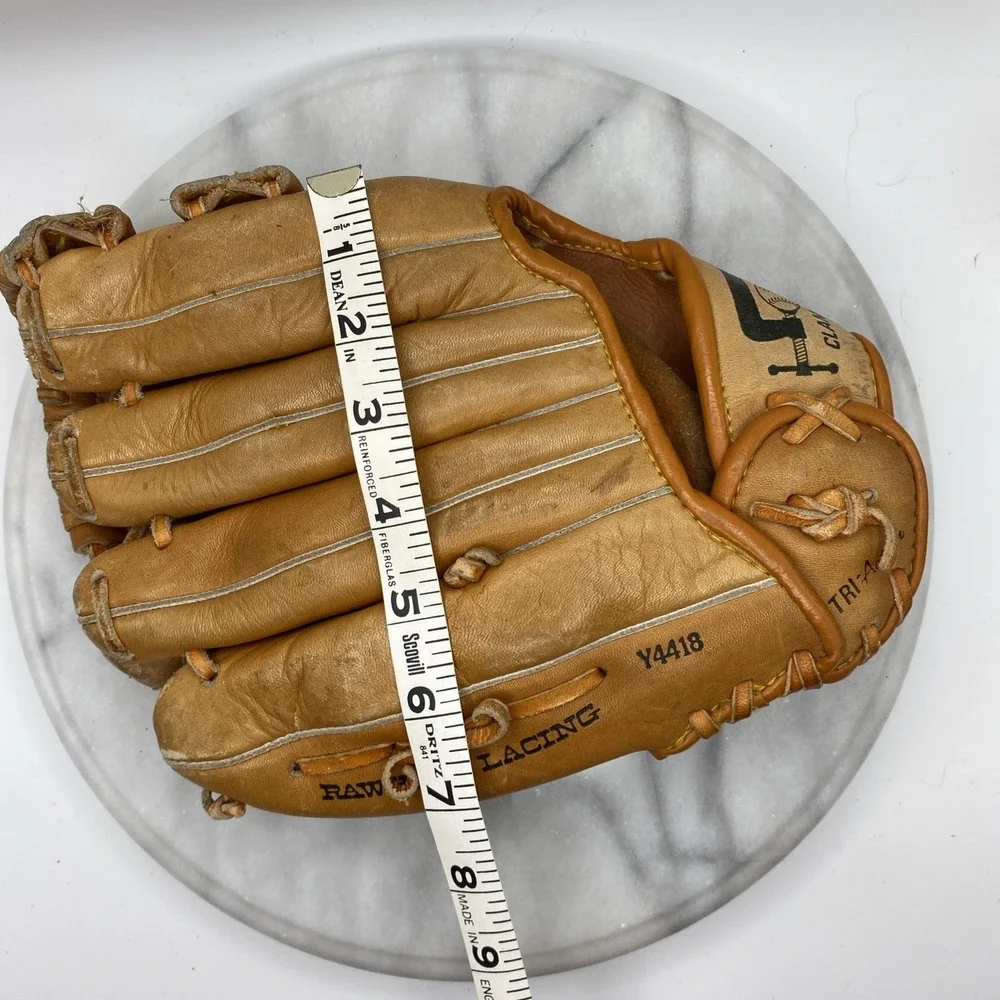 Louisville Slugger LSG44 Glove Graig Nettles Autographed RHT Y4418 Baseball Mitt